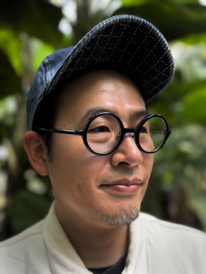 감독